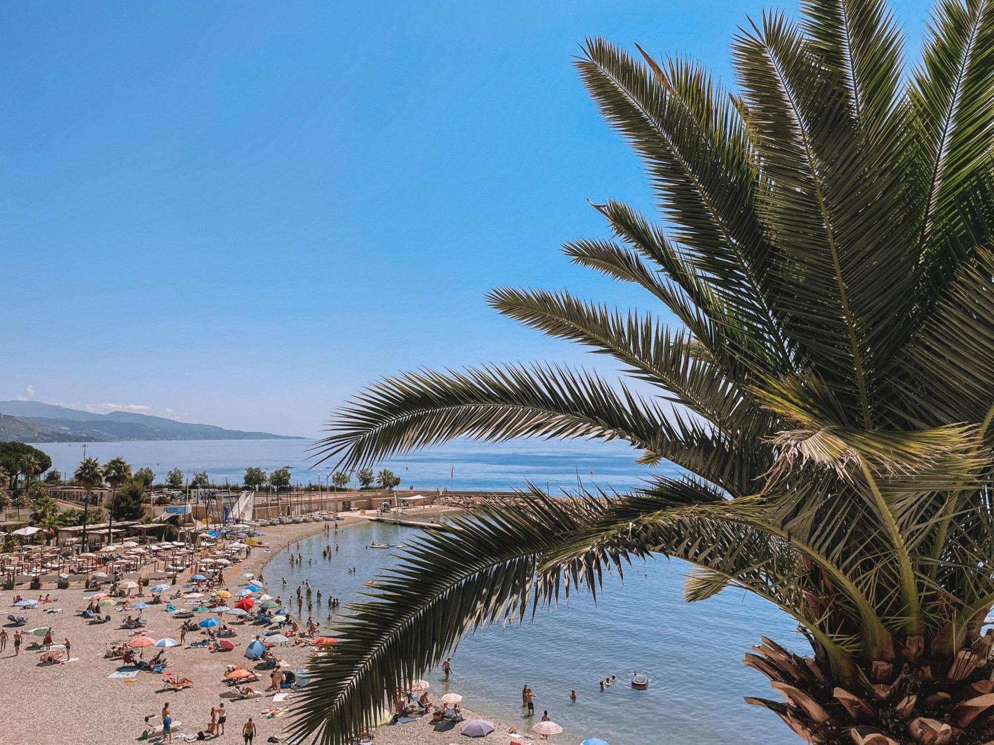 Soleil Riviera Apartament Cote D'Azur ロクブリュヌ＝カップ＝マルタン エクステリア 写真